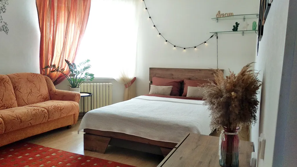 Апартамент с камином