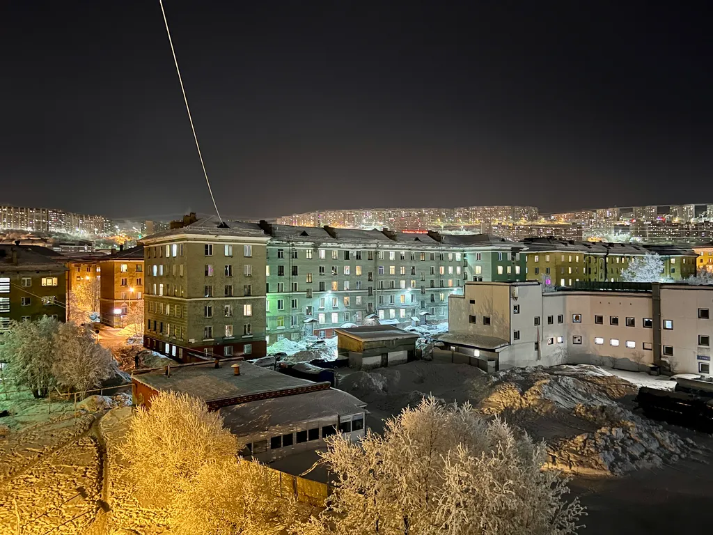 Трёхкомнатная квартира с раздельными комнатами, балконом и лифтом