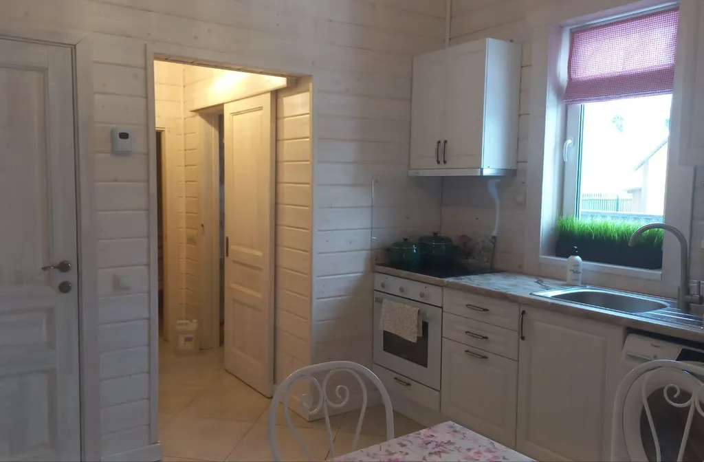 Дом с сауной на краю леса