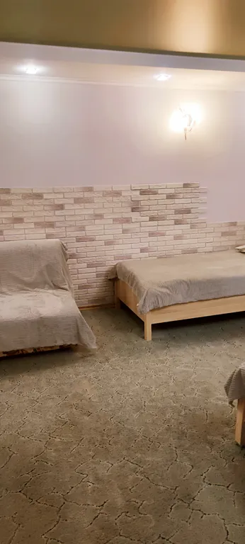 Уютная двухкомнатная квартира между вокзалом и Быхановым садом и ЛД Звездный