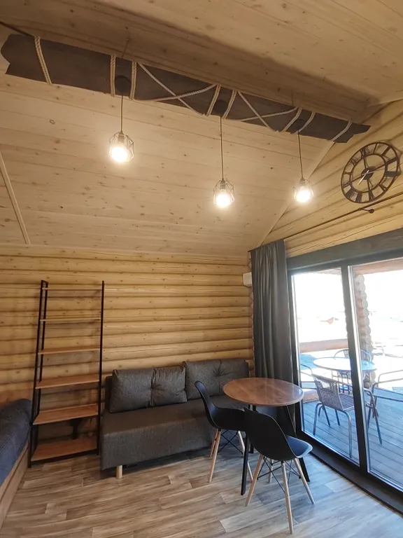 Уютный домик с видом на горы