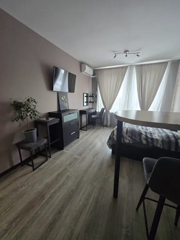 Уютная евро двушка у метро физтех