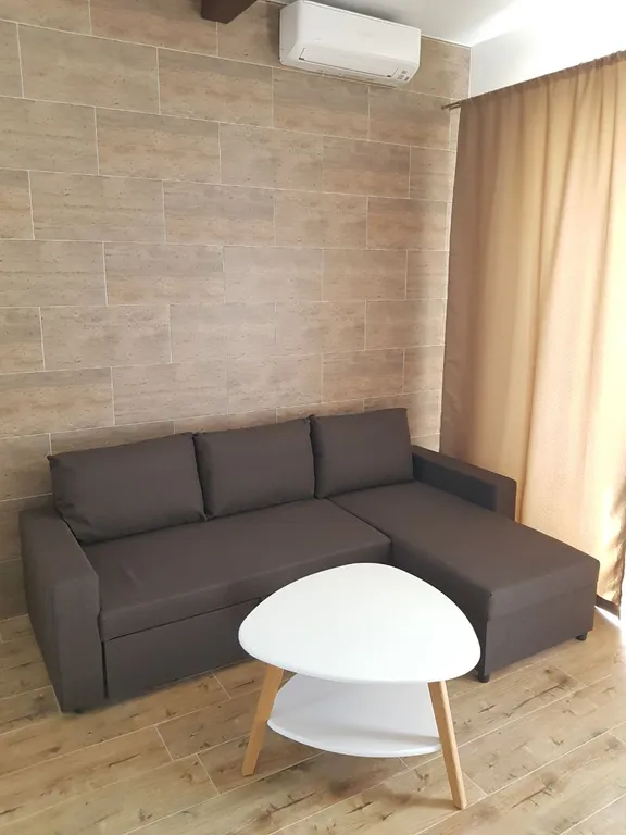 Квартира 2-комнатная Квартира — Кучугуры