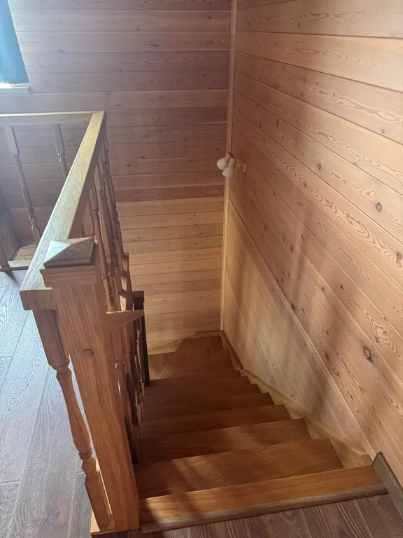 Двухэтажный дом с мангальным комплексом и баней