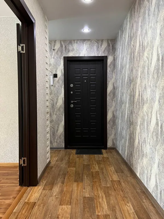 Трёхкомнатные апартаменты в центре Автозаводского района