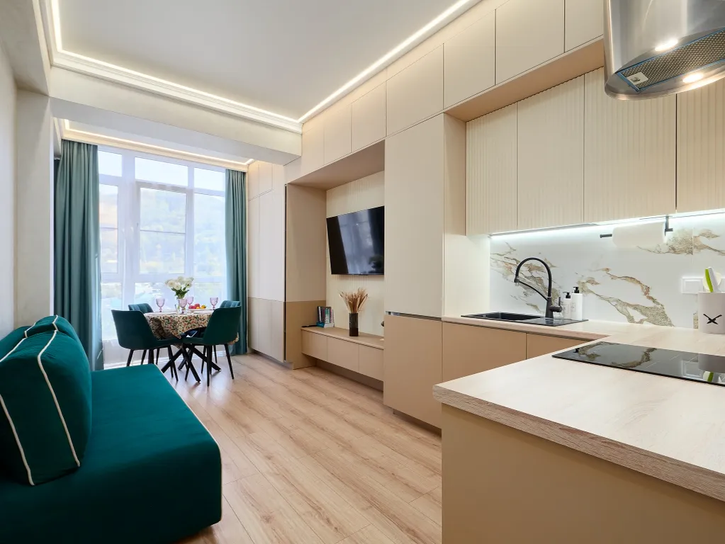 Новая квартира с видом на горы