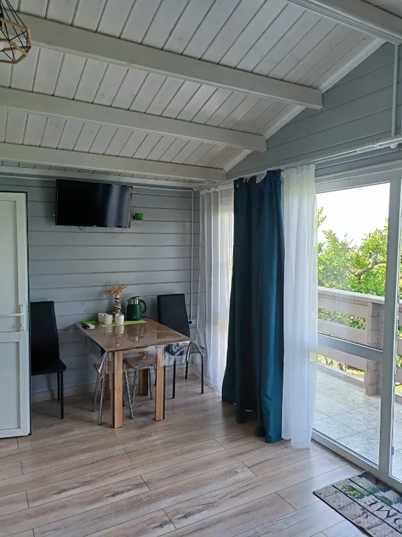 Домик №2 с шикарным видом на море