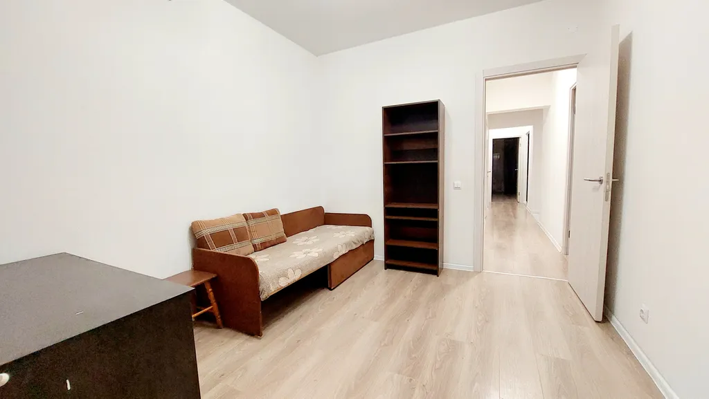 Большая квартира рядом с метро