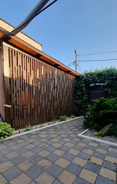 Дом рядом с морем в тихом районе