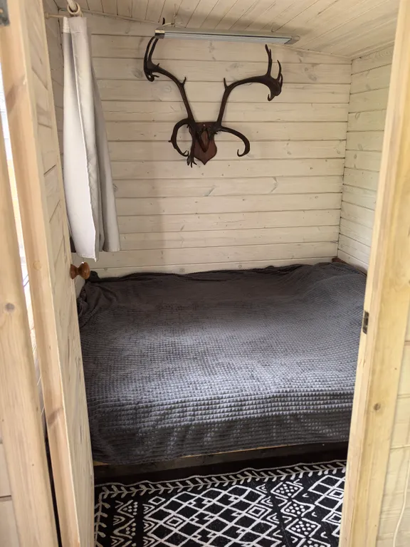 Прямоугольный дом с баней и чаном