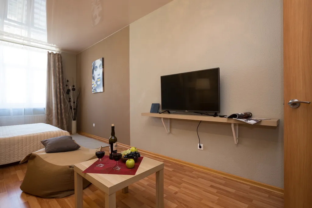 Квартира Стильная квартира у метро Чкаловская и ТЦ Мегаполис — Екатеринбург