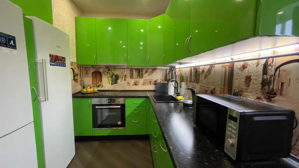 Чистая, новая, продуманная до мелочей квартира