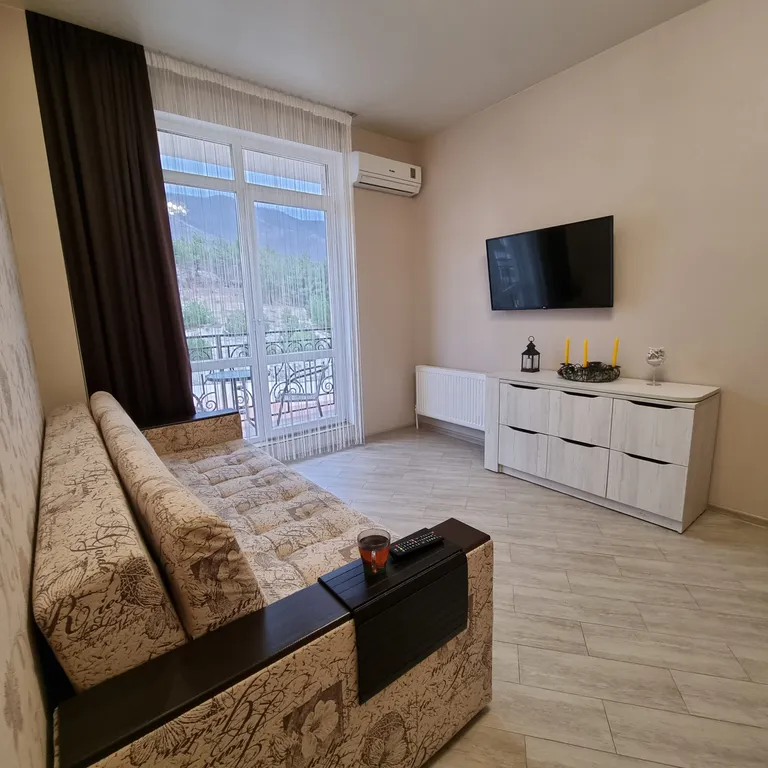 Квартира Комфортная квартира с шикарным видом на горы — Геленджик