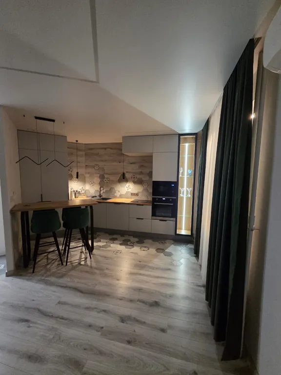 Апартаменты бизнес-класса с дизайнерским ремонтом