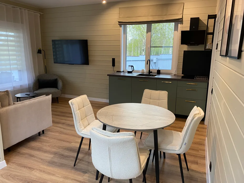 Гостевой дом с новым дизайнерским ремонтом и мебелью