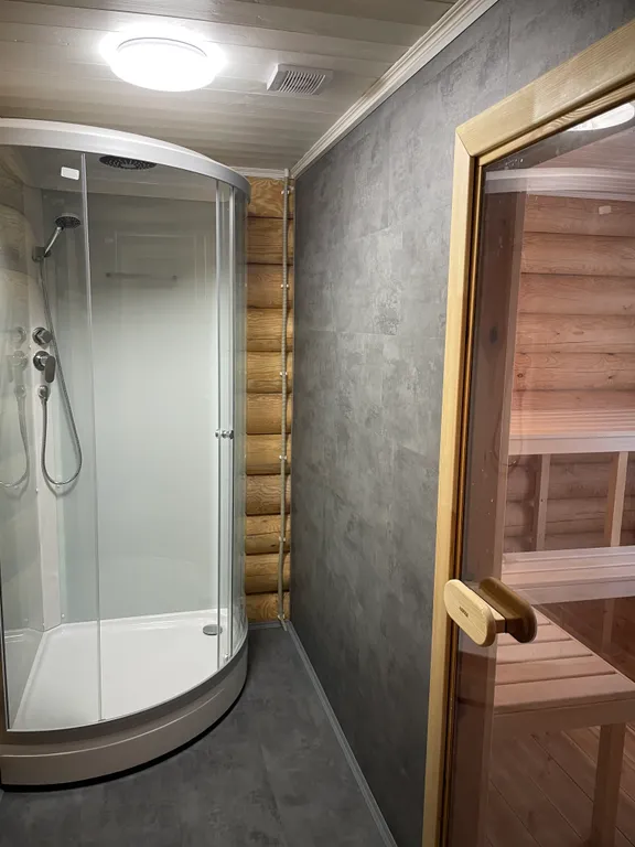 Новый уютный дом с сауной