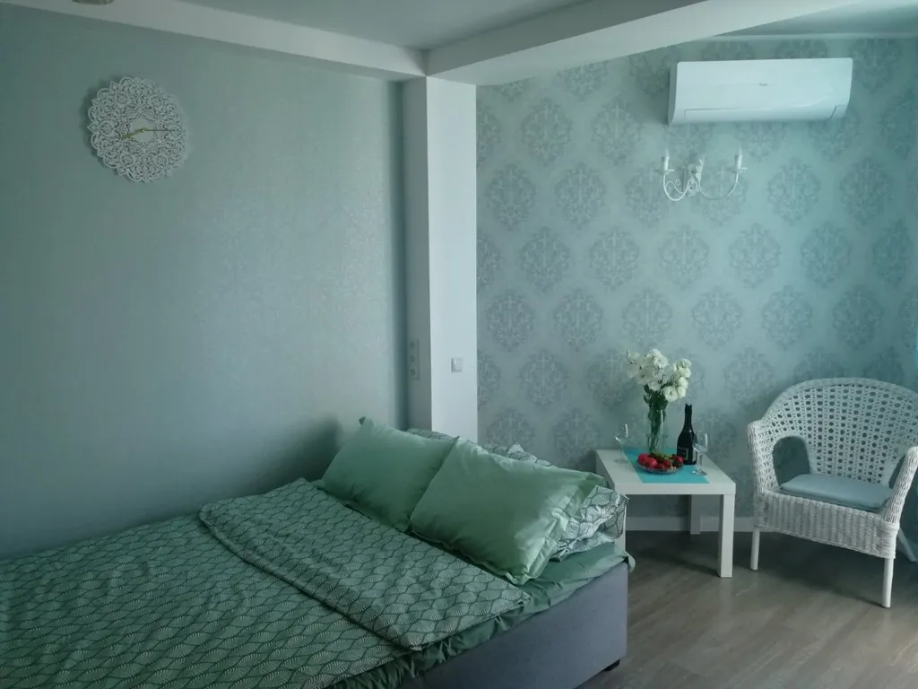 Студия на первой линии с видом на море