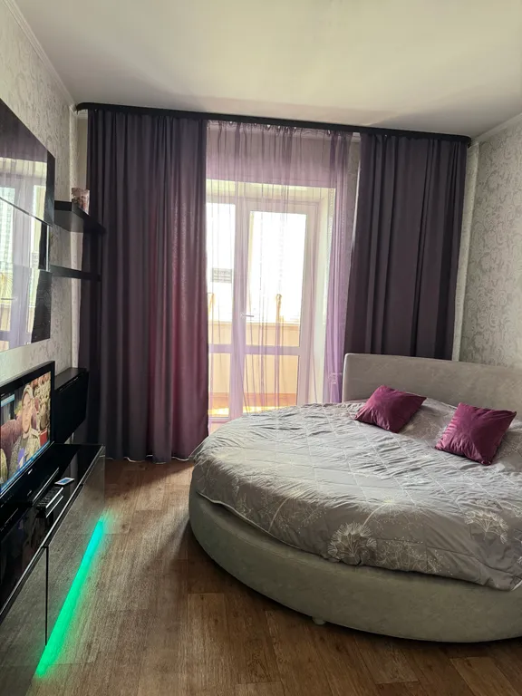 Омск Кировский у ТЦ Мега