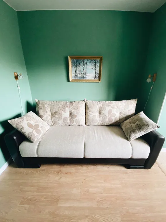 Дизайнерская 3-комнатная квартира у Самолета