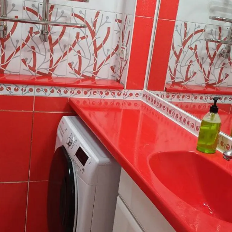 Трёхкомнатная квартира RichHouse на Новосёлов 8