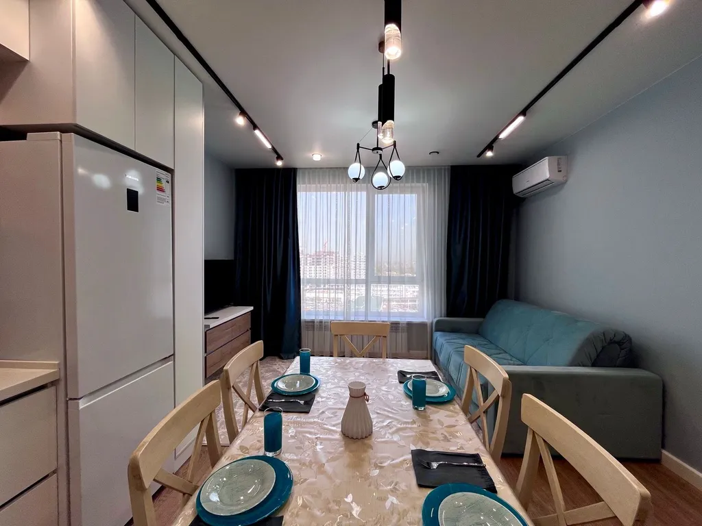 3-х комнатная квартира в ЖК "Раимбек» центр, метро & питьевая вода