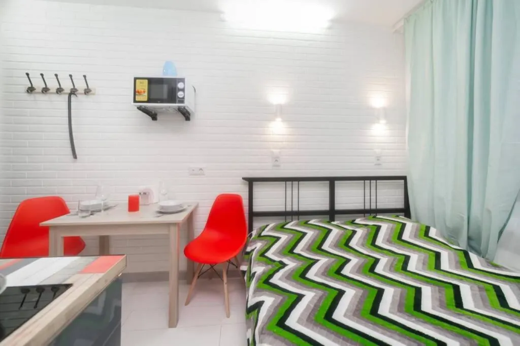 Квартира-студия в жк новокрасково-1