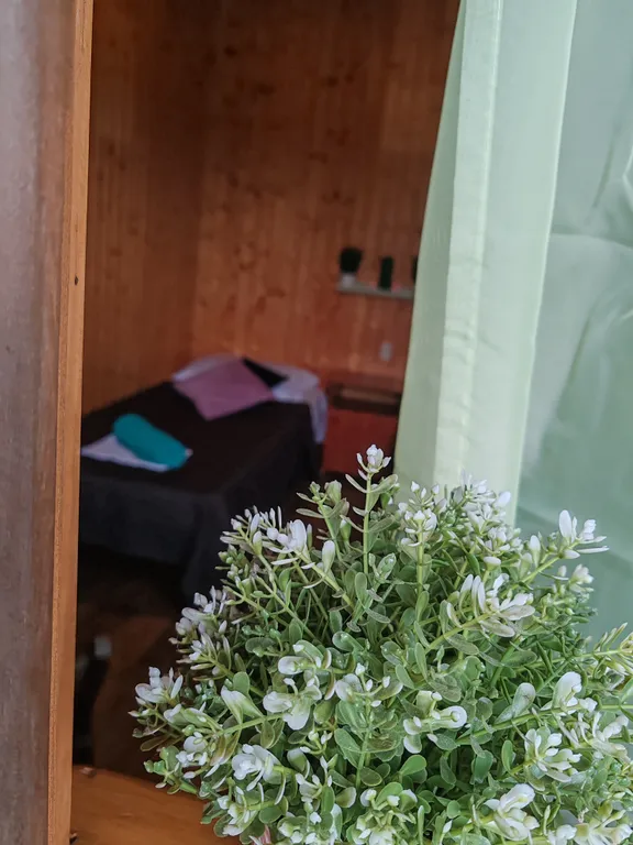 Коттедж Уютный дом в 300 метрах от моря для большой семьи или компании друзей — Нижняя Хобза