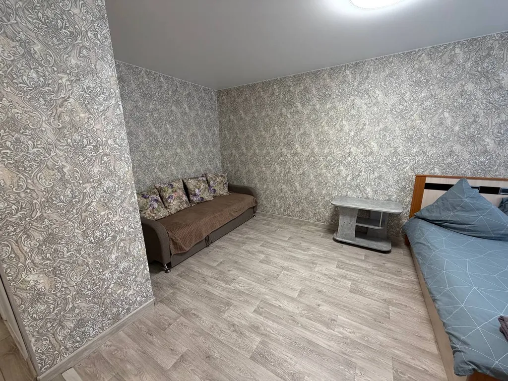 Однушка возле трамвайного кольца