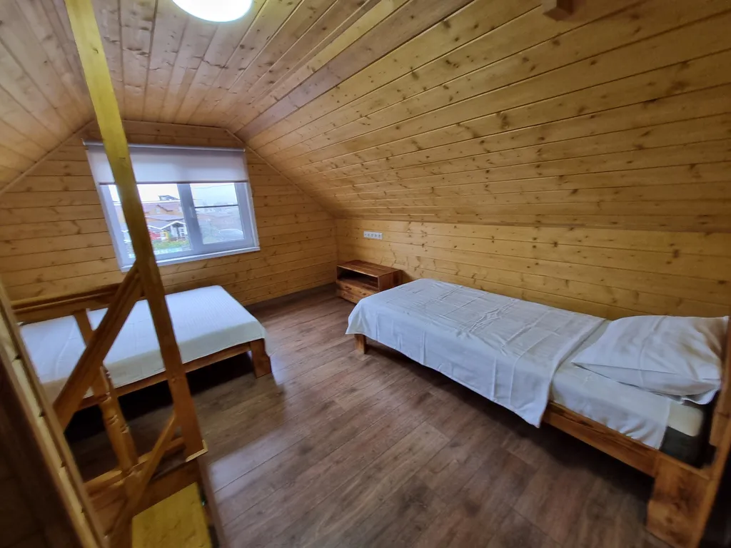 Коттедж Двухэтажный коттедж на первой линии Азовского моря — Кучугуры