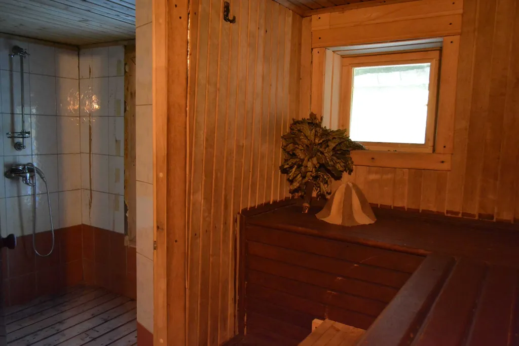 Эко дом у озера + баня удобно размещается 14 человек