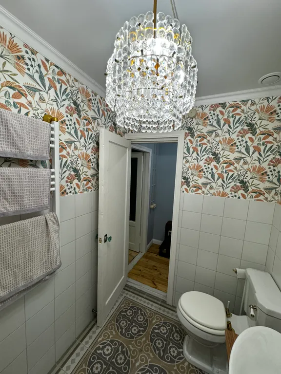 Дом с лосем