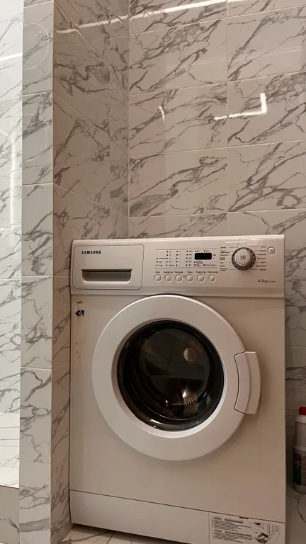 Квартира с потрясающим видом на город, горы и озеро