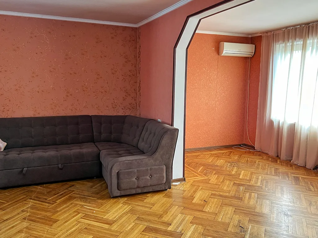 Просторная квартира в центре Сухума