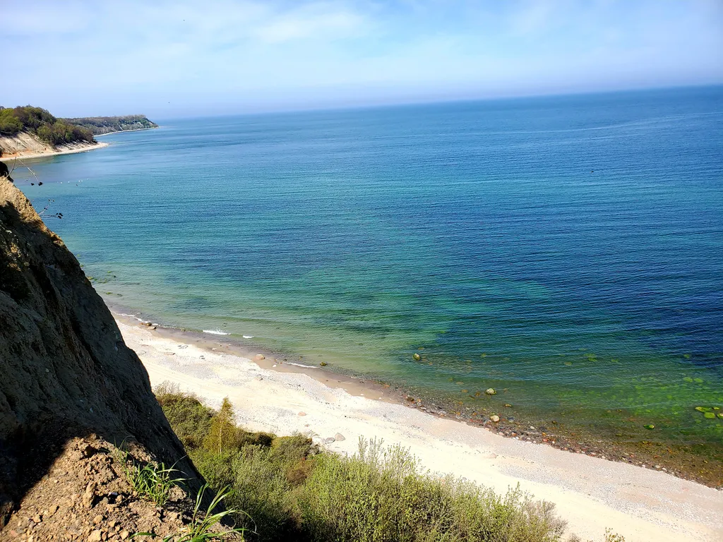 Квартира с большой террасой, видом на море, велосипедами и сапбордами