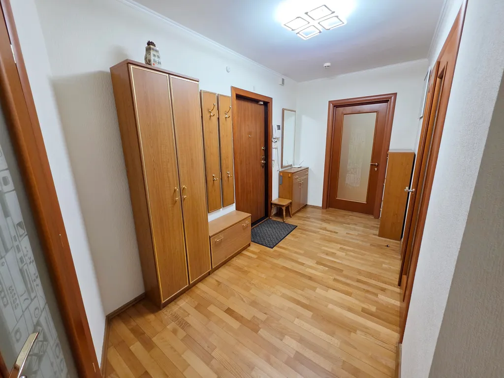 Большая, классная 2-х комнатная квартира