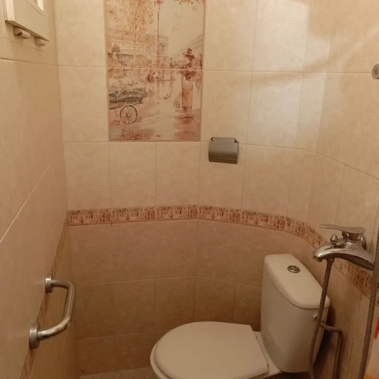 2-комнатная квартира в центре на 1 линии набережной