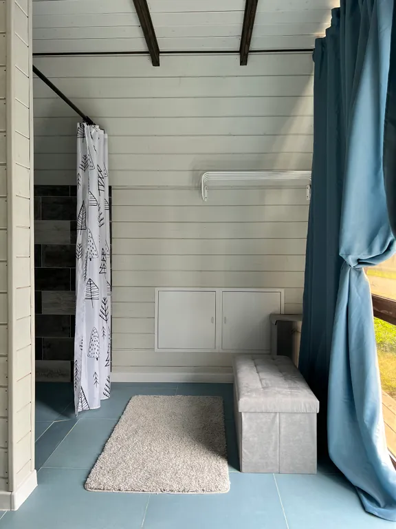 Уютный дом A-Frame в лесу