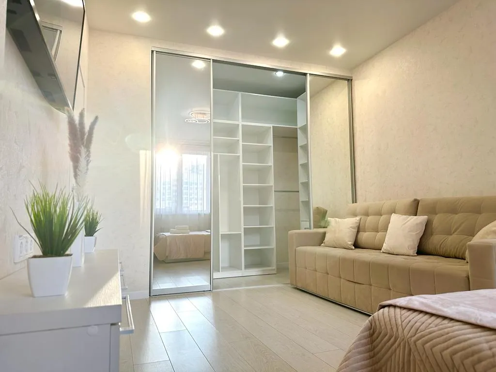 Квартира Новостройка квартира люкс — Мирное