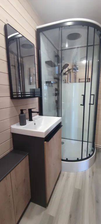 Уютный новый домик с видом на горы