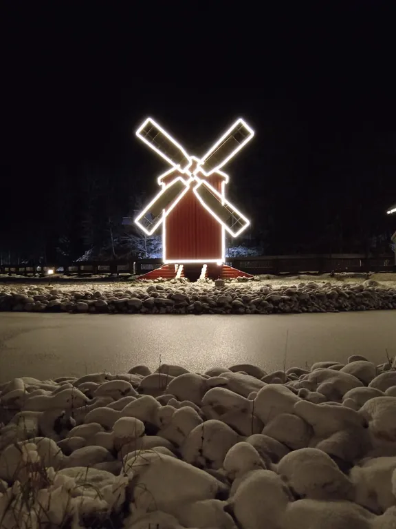 Дом-мельница дизайнерское гнездышко для двоих