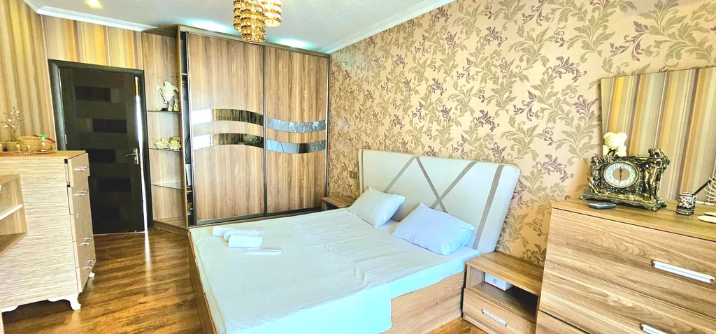 Квартира рядом метро 28 май