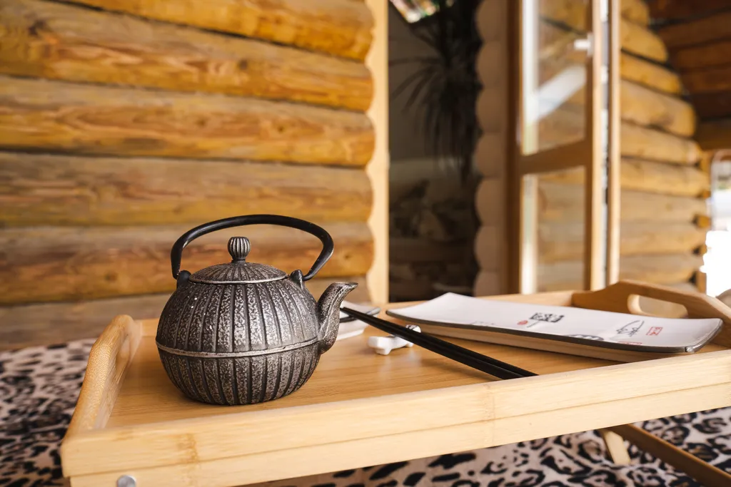 Двухэтажный срубовый гостевой домик с русской баней на дровах и купель