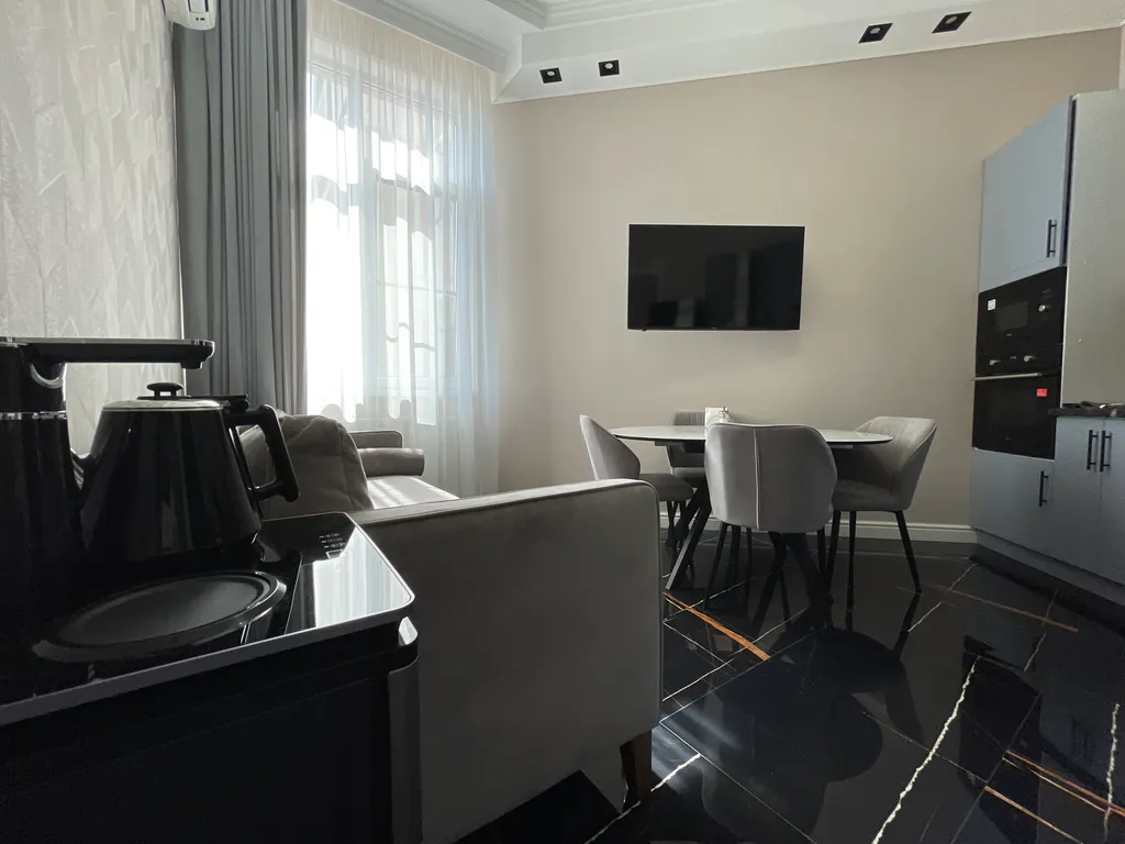 Новые апартаменты 1 береговая ЖК Изумрудный Город