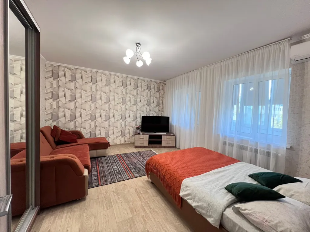 Квартира Уютные апартаменты у храма Золотая Обитель Будды Шакьямуни — Элиста