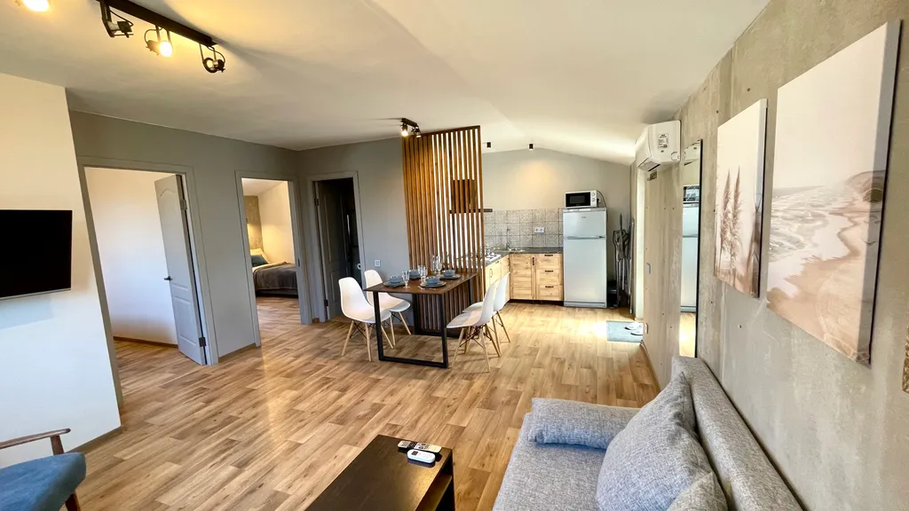 Квартира Двухкомнатные апартаменты в 5 минутах от моря — аренда посуточно в Пересыпь