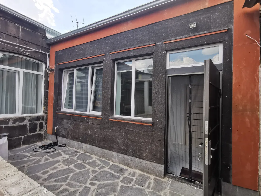 Уютный дом в центре города