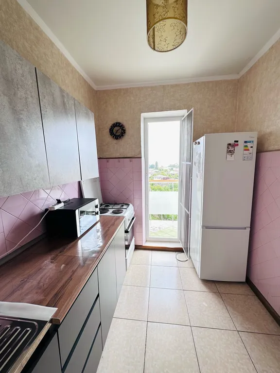 Квартира Квартира с балконом на Почтовой улице — Сухум