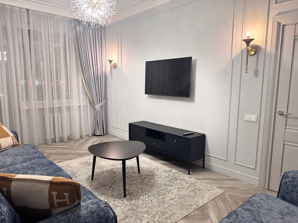 Дизайнерская 3-комнатная квартира в самом центре