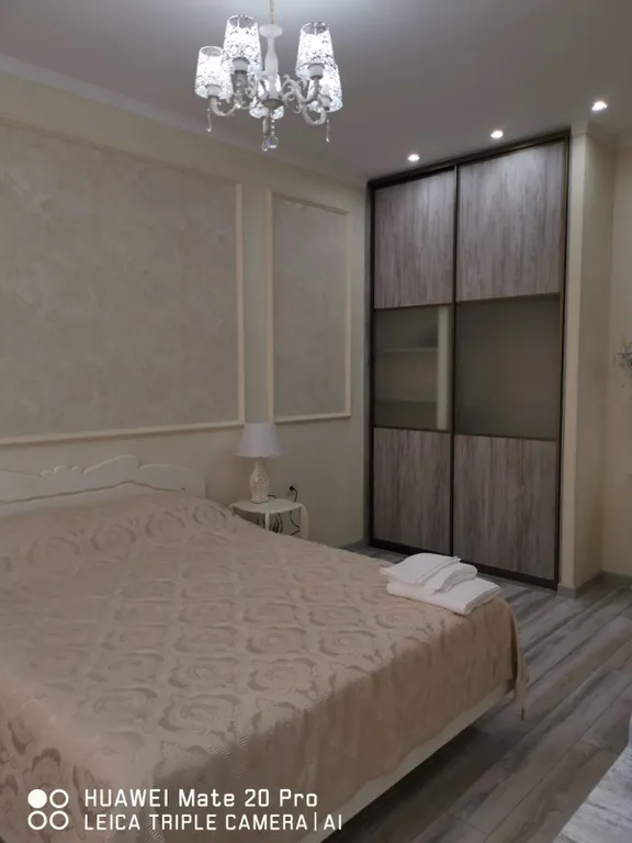 Дизайнерская квартира-студия в историческом центре города