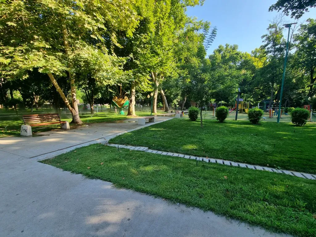 Center of Tashkent near Cosmonauts metro station, Premium Location